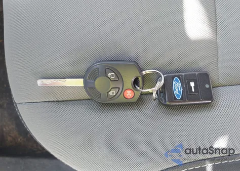 2014 Ford Escape Se из США, поврежденный, VIN 1FMCU9GX0EUD73351